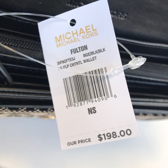 Michael Kors MK Fulton Large Jacquard Wallet - Picture 7 of 8